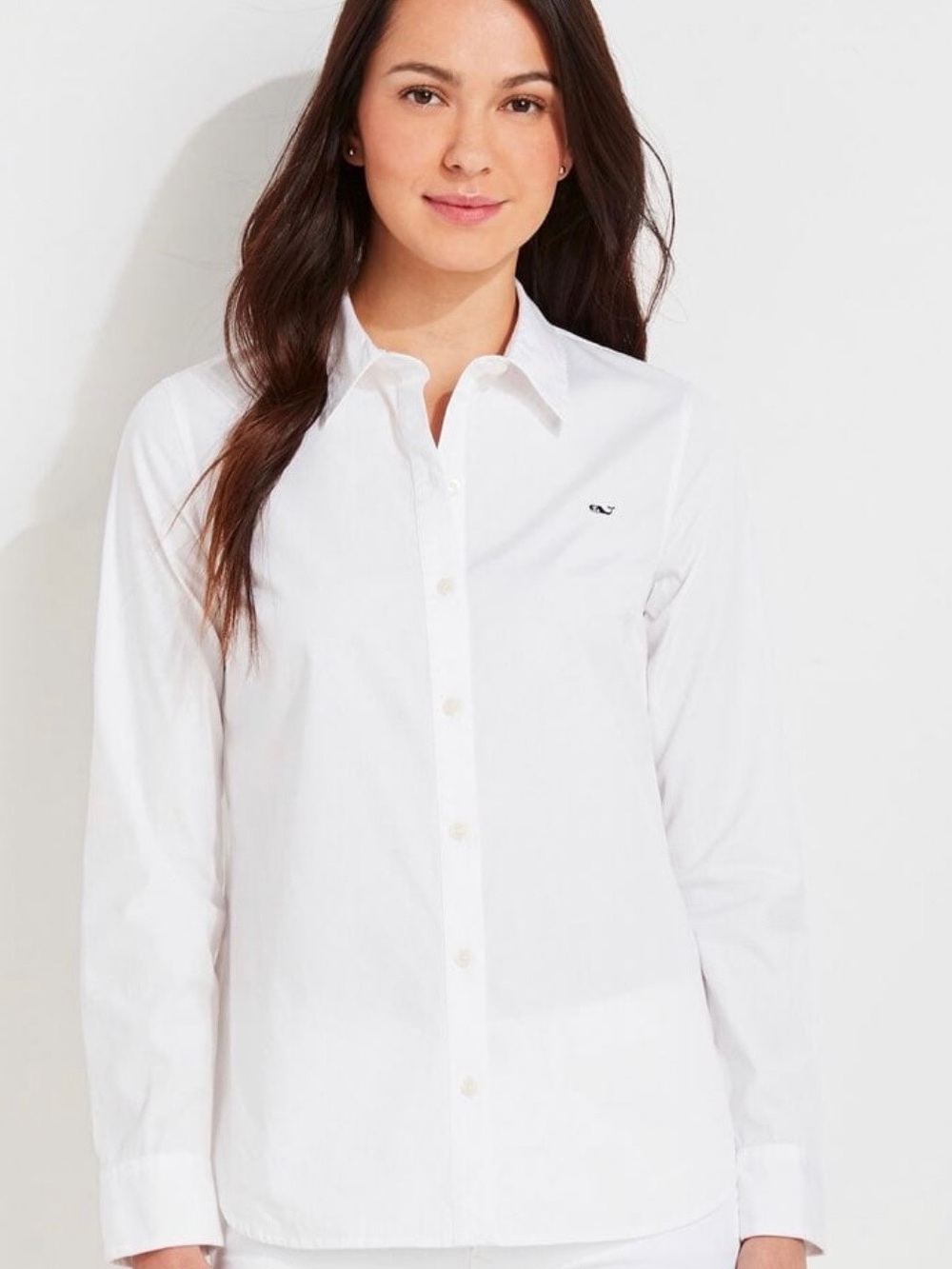 Vineyard Vines White Cotton Button-Up Shirt with Navy Whale Logo